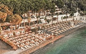 Perios Beach House - Adults Only